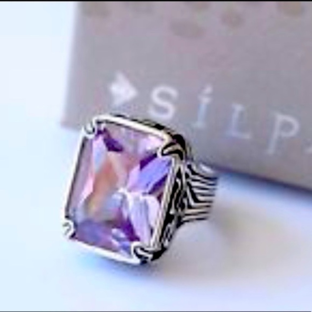 Ring Silpada Lavender Cubic Zirconia Stone Statement Ring - size 7 1/2 - 7 3/4